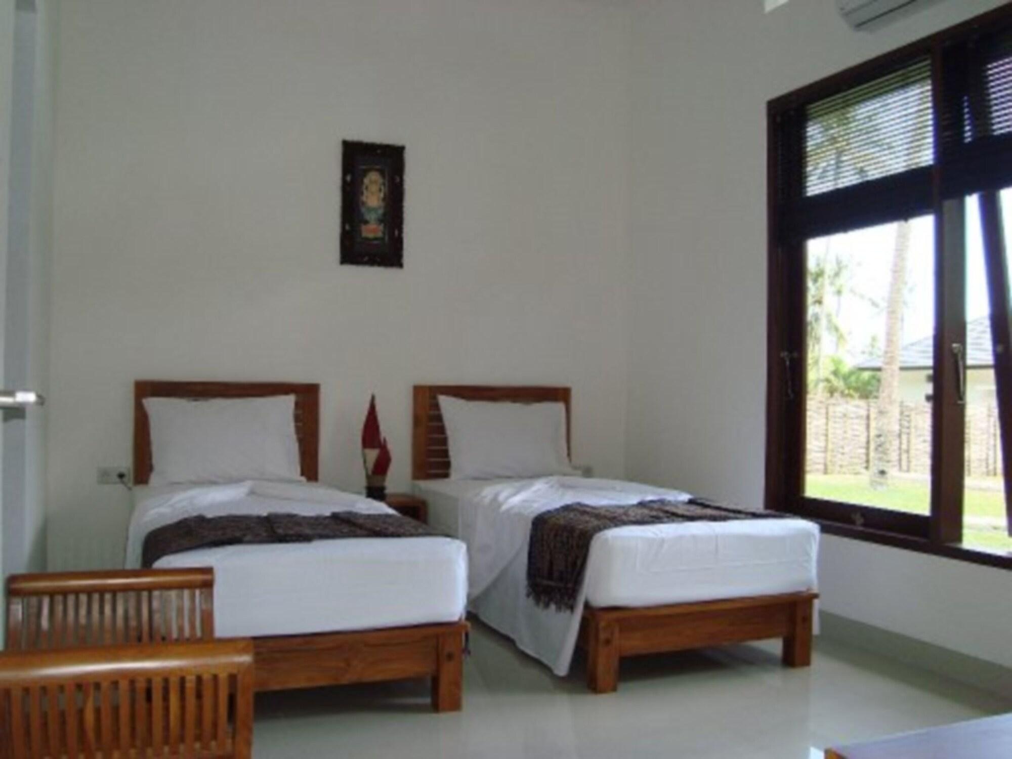 Dream Estate Resort Senggigi Exterior foto